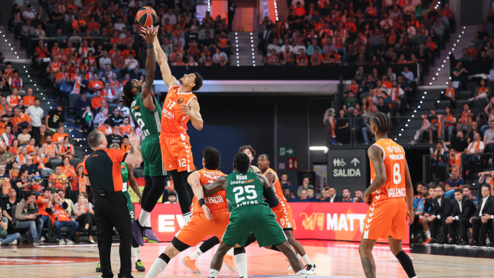 Euroleague: Άλωσε ξανά την έδρα της Βαλένθια, πάει για «σκούπα» ο Παναθηναϊκός